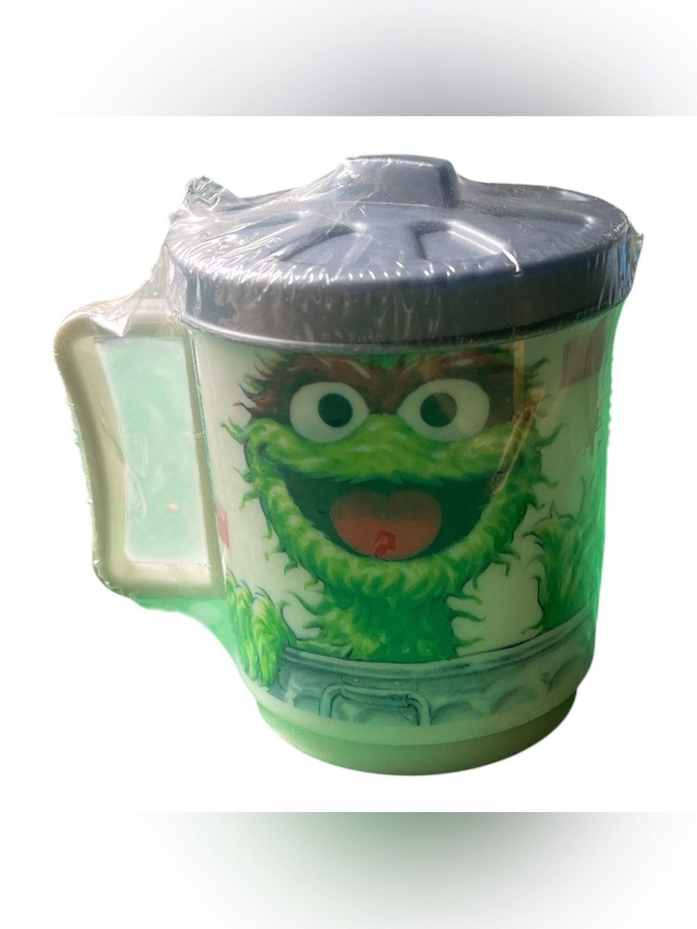 Vintage 70s 80s plastic Oscar the Grouch mug Peter Pan Industries Sesame Street